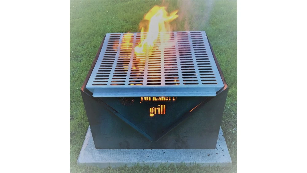 Yorkshire Grill Outdoor Fireplace & BBQ 2 Yorkshire Grill Outdoor Fireplace & BBQ - Image 2