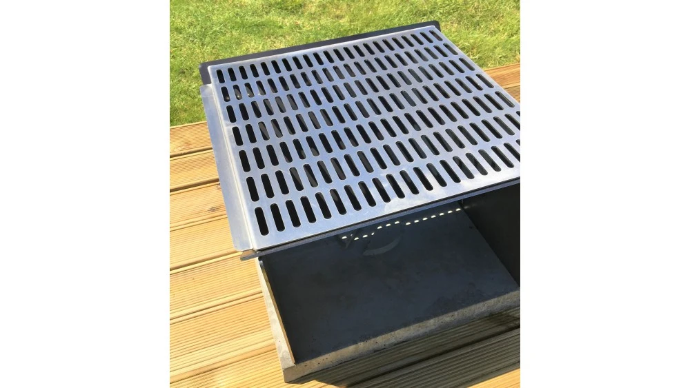 Yorkshire Grill Outdoor Fireplace & BBQ 5 Yorkshire Grill Outdoor Fireplace & BBQ - Image 5