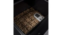 Traeger - Ironwood XL Pellet BBQ -BBQs Grill Shop TFB93RLG IronwoodXL CloseUp PelletSensor 9398 WEB 1000x563 1